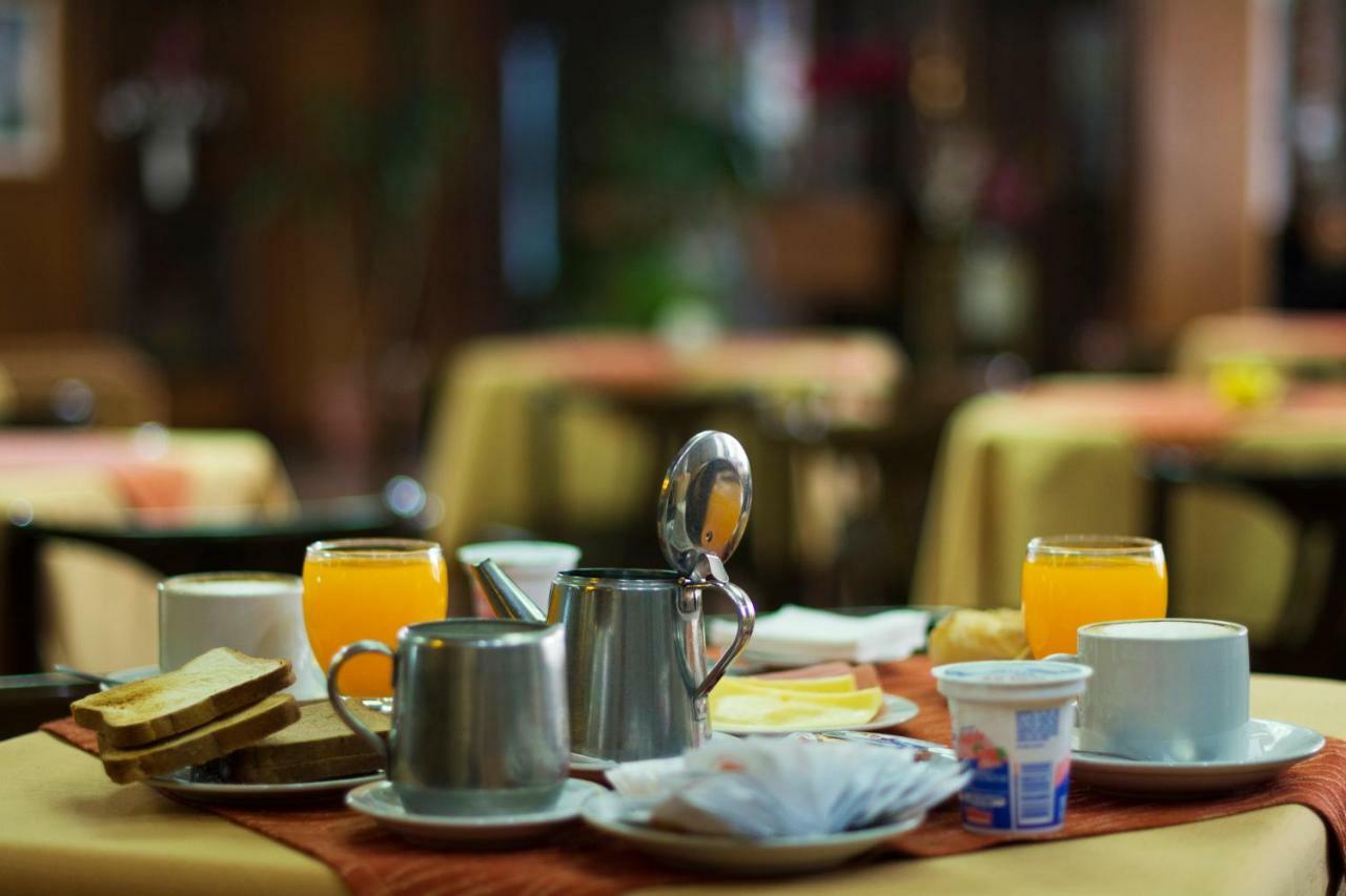 Hotel Del Jardin San Miguel de Tucumán 외부 사진